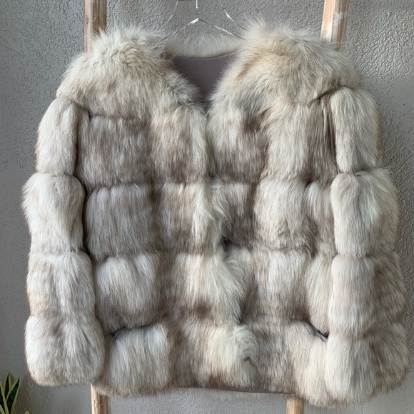 VINTAGE | FOX FUR JACKET - Picture 1 of 2